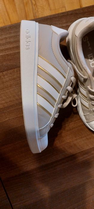Adidasi piele Superstar nr.36