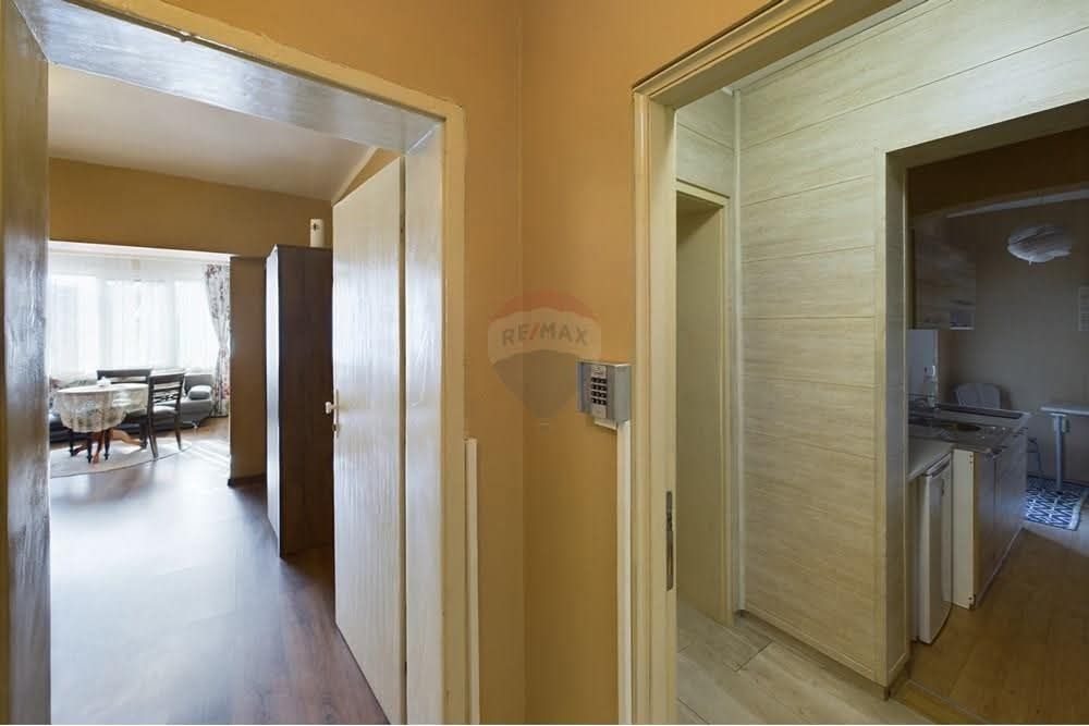 Продава се Многостаен апартамент в Варна, Център - 135 кв.м за 2667 €/кв.м - Снимка #11