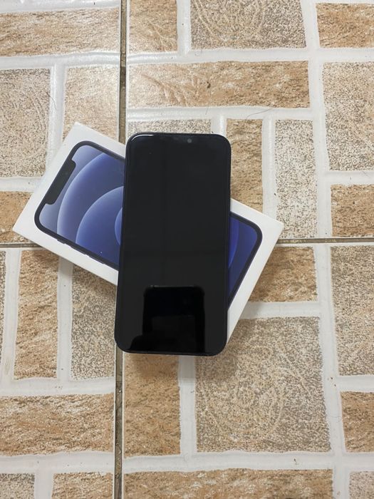 Iphone 12 128ГБ срочно за 85к