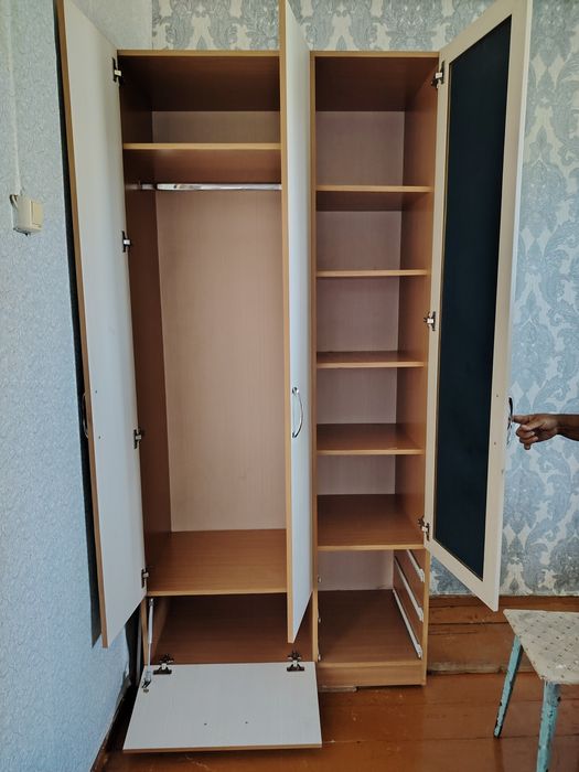 Продам шкаф для одежды