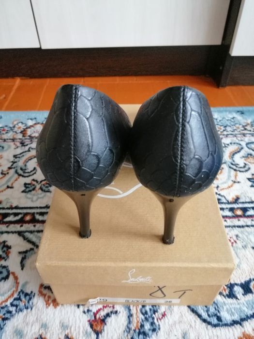 Продам туфли женские