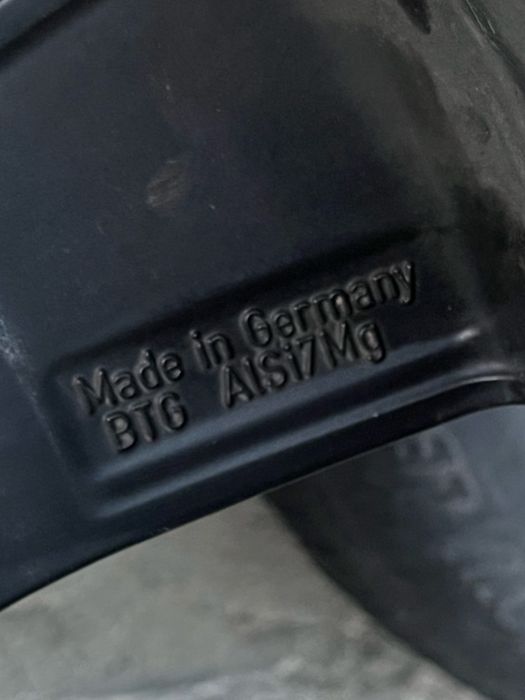 Джанти с гуми/Audi/BLACK ROTOR/5x112/'18