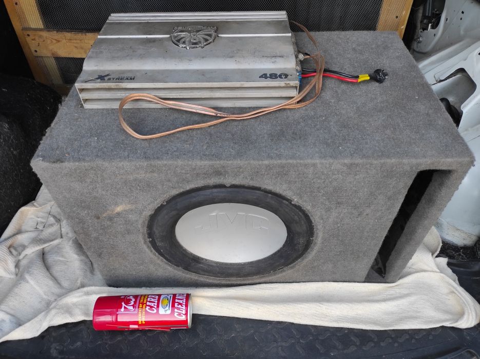 Продам Усилитель автомобильный