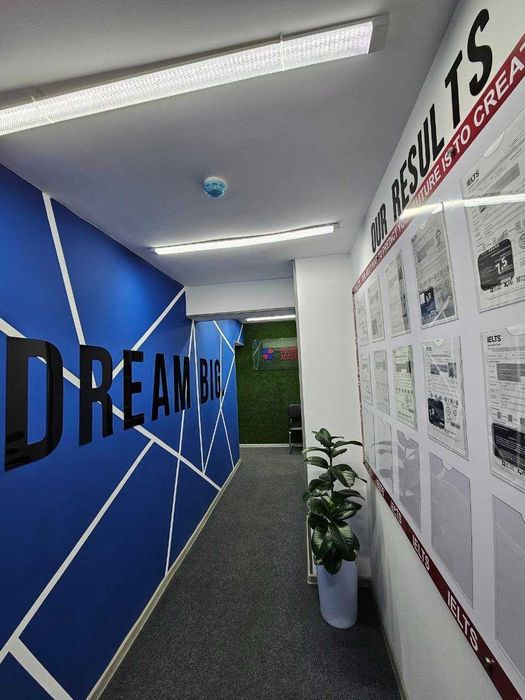 Darxon - ofis arenda, o'quv markaz. Hamid Olimjon metrodan chiqishda.