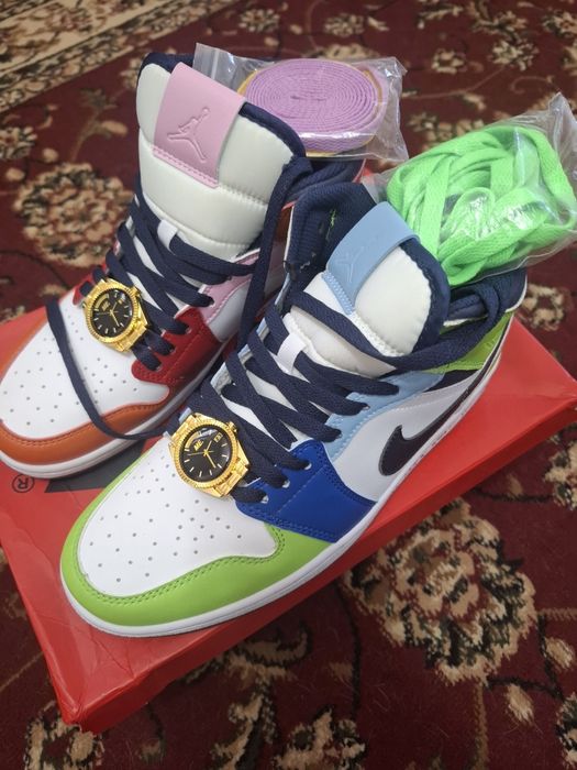 Продам кроссовки