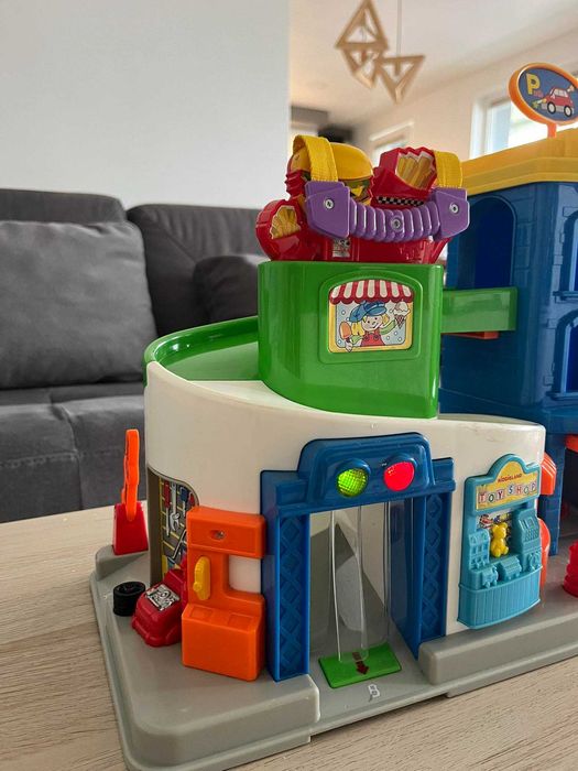 Kiddieland музикална писта / автомивка с подвижни елементи