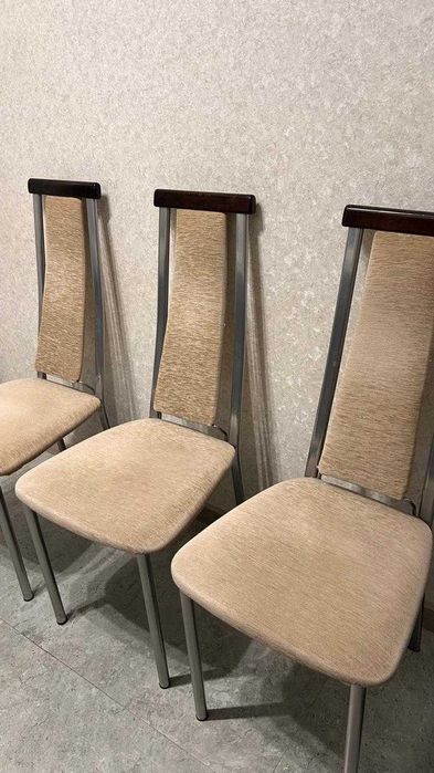 Продам стулья 3 шт