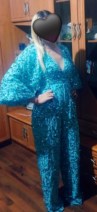 Salopetă nouă elegantă