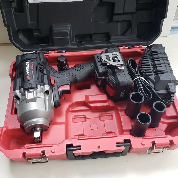 PARKSIDE PERFORMANCE 1898Нм акумулаторен гайковерт PASSP 20-Li C4