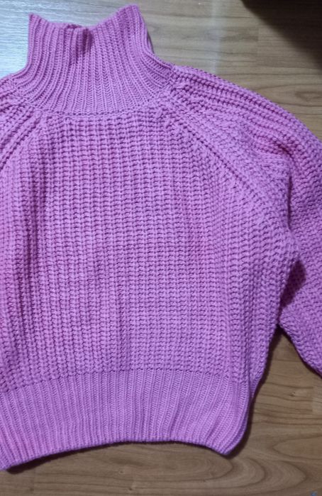 Pulover crop damă nou