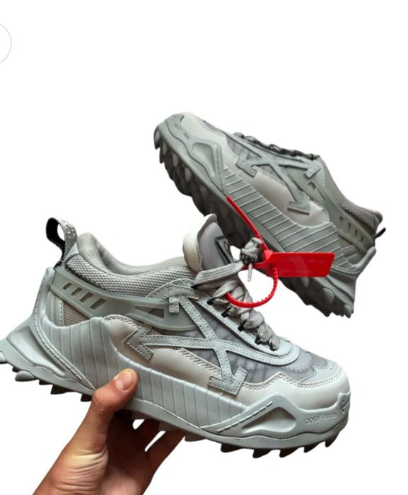 Обувки Off white чисто нови 42 номер