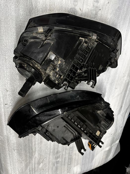 Faruri stânga dreapta audi a4.b8 facelift.8k0941003.AB.