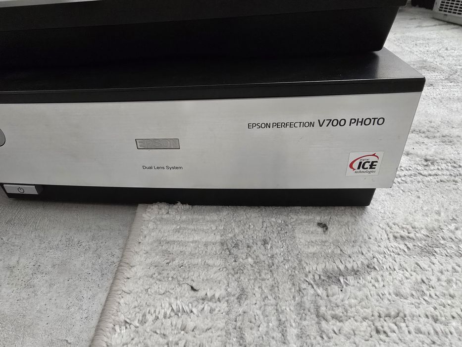 Сканеры epson v700