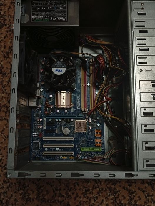 Intel core 2 duo + корпус + материнка продам за 15000