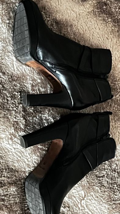 Ghete piele fină naturală marca Manzoni