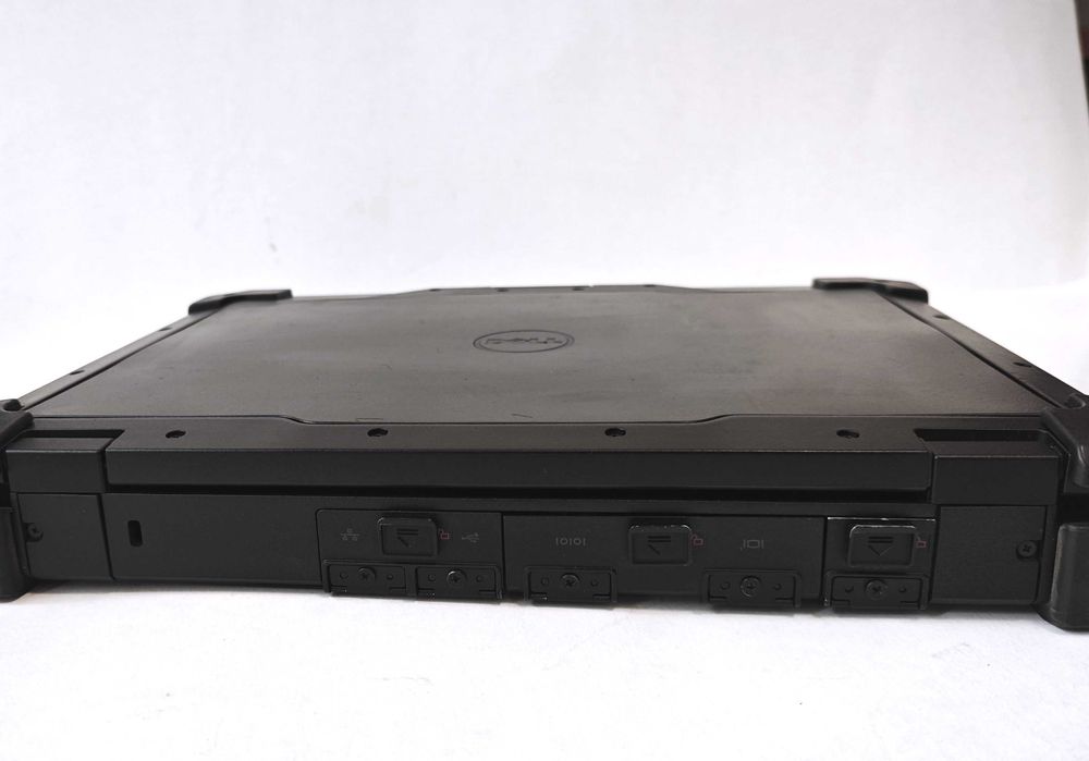 Laptop Dell Rugged pentru diagnoză, industrie, condiții extreme