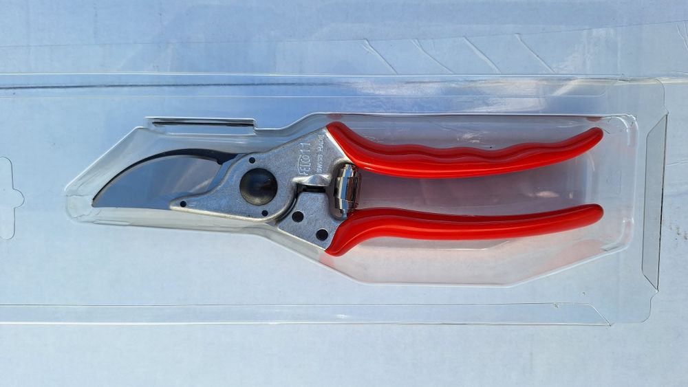 Felco 11.  Felco 12.  Felco 14.