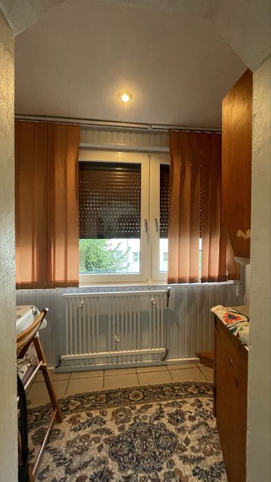 Apartament de inchiriat -2 camere,zona Mall,la 3 minute de școala nr.8