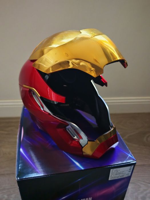 Masca electrica Iron Man MK5 1:1 PREȚ PROMO telecomanda, comanda vocal
