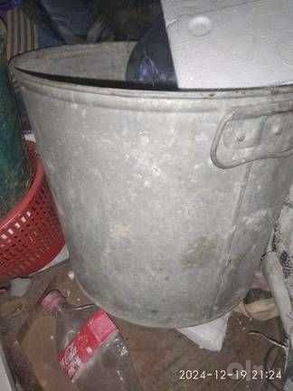 Продаётся тазик железный