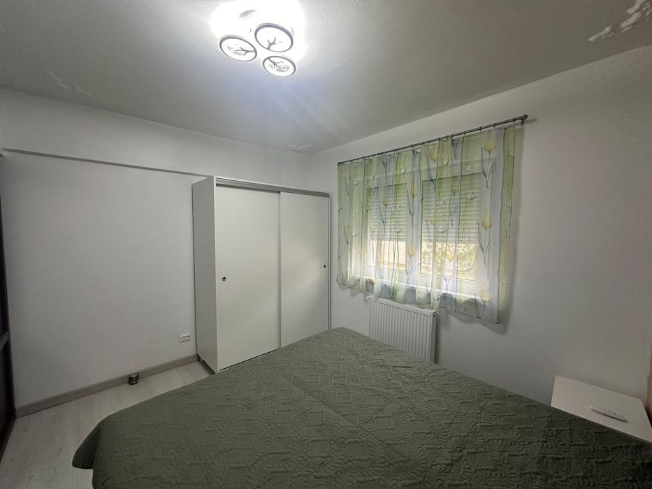 Inchiriez apartament 2 camere cochet și luminos, confort I