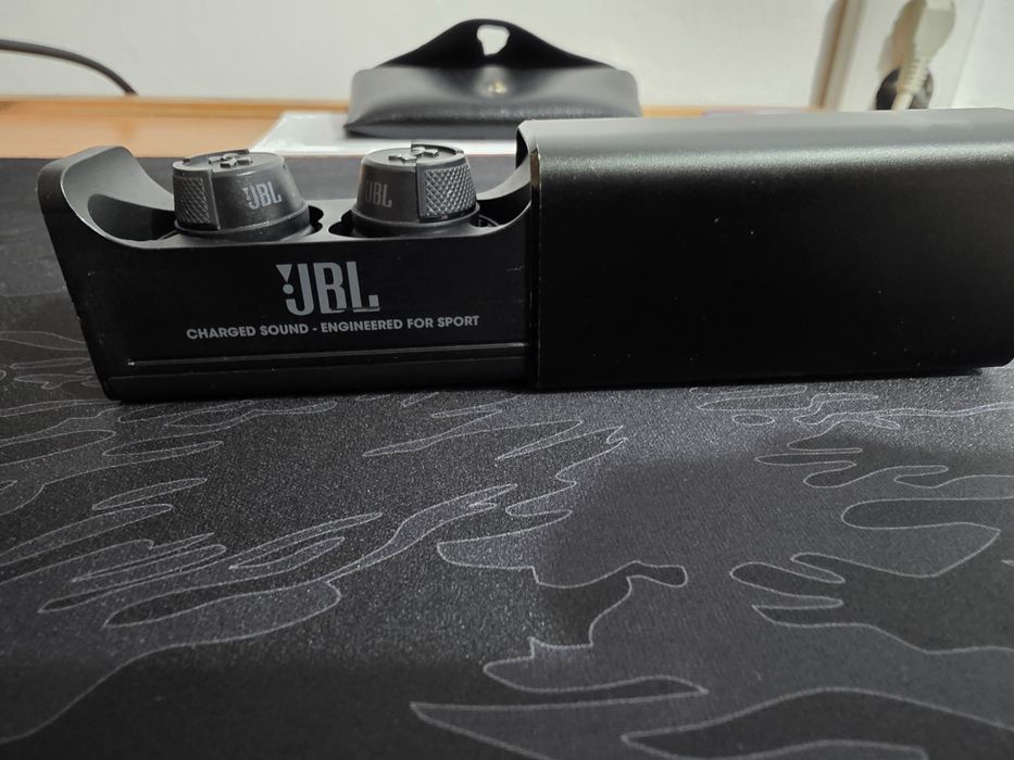 Vand casti JBL Under Armour Flash x