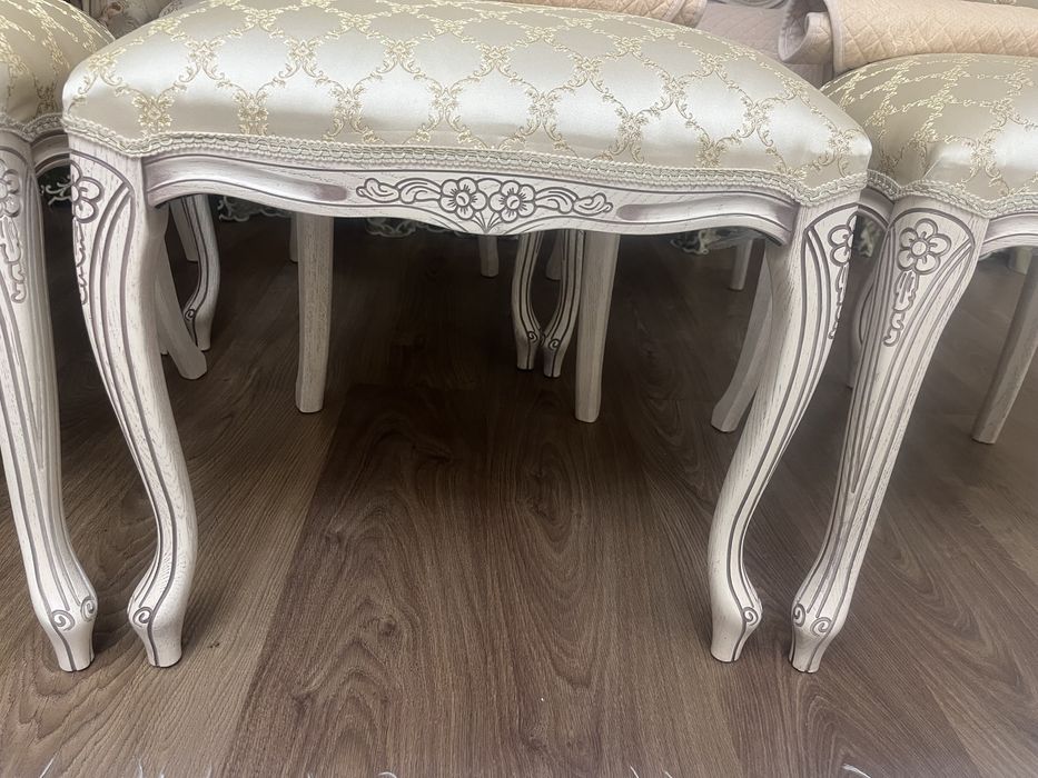 Продаю стулья 6 штук