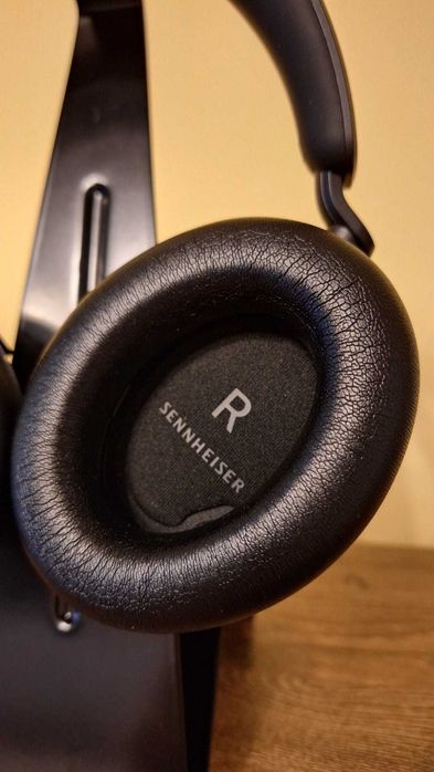Casti Sennheiser Accentum Plus Wireless Black - Garantie 2028