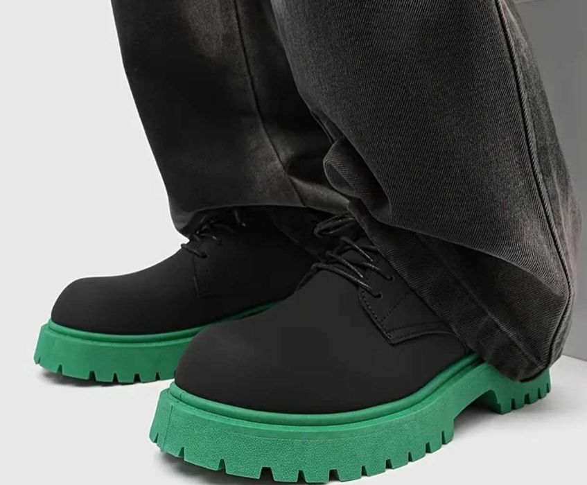 Мужская обувь с круглым носком