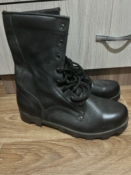 Продам берцы
