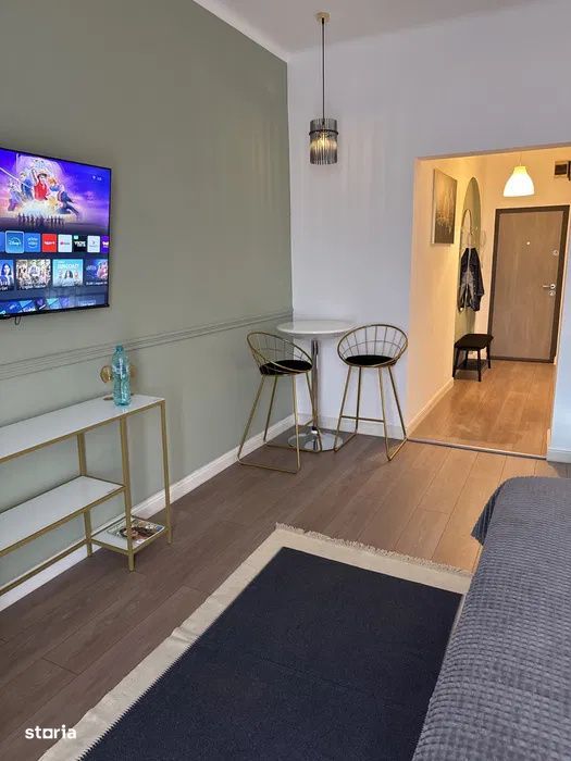 Garsoniera moderna| Universitate| I. C. Bratianu| Metrou 3'