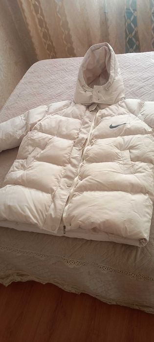 Продам зимнюю куртку