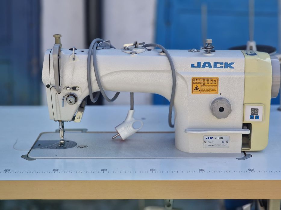 Mașina de cusut industriala JACK