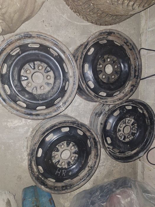 Продам диски размер на 14