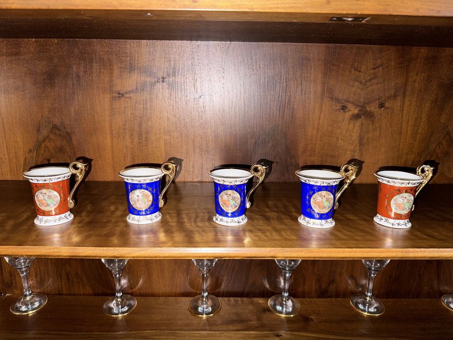 Продам чашачки от сервиза легендарной «Мадонны»