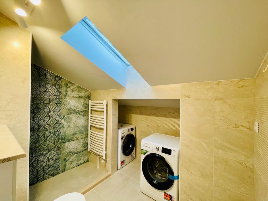 Vânzare apartament 4 camere