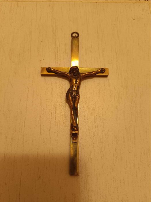 Кръст разпятие от месинг или дърво