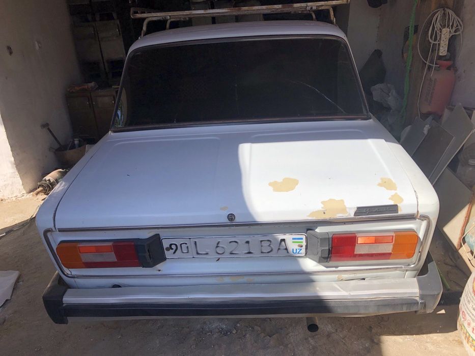 2000-yil 2106 jiguli