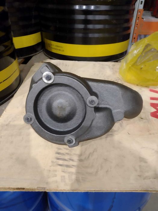 Pompa apa utilaje Volvo