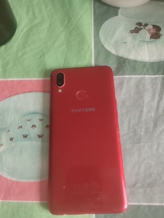 Продам смартфон самсунг А10s