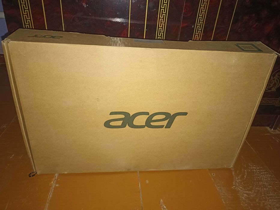 Acer notebook sotiladi. Yangiday ishlatilmagan.
