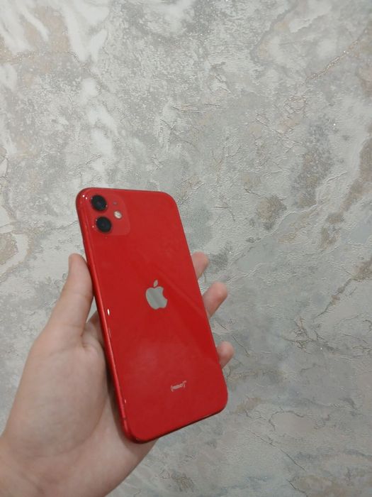 Продам Айфон 11 64 ГБ
