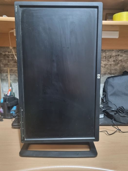 Монитор HP ZR22W
