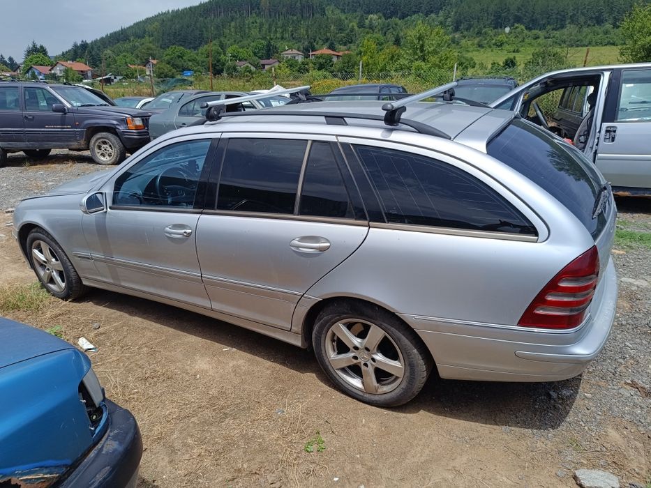 С класа 220 цди комби 143 коня 2001 год на части