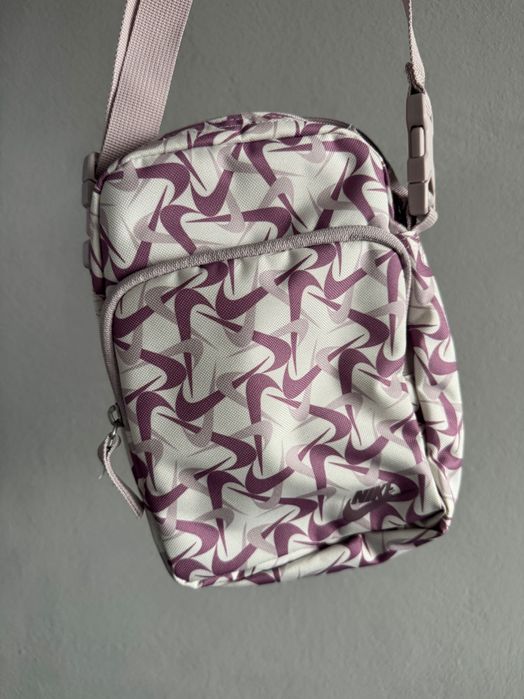 Дамски Стилни Чанти