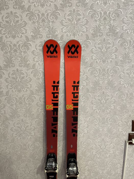Schiuri 166 cm volkl gs racetiger worldcup fis