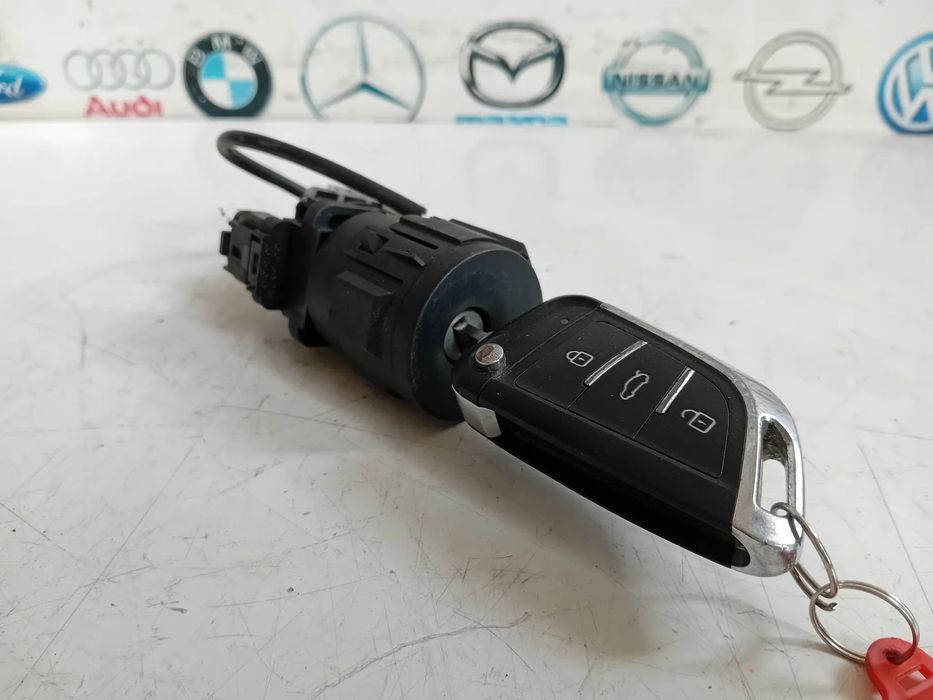 Contact Cu Cheie Peugeot 208 An 2012-2021 Volan Stanga motor 1.6 Hdi BH02 Euro 6