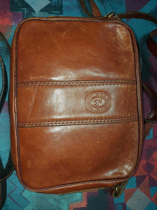 Genti vechi confectionate din piele, modele deosebite