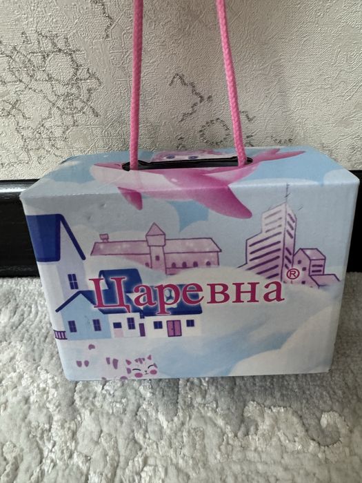 Продам туфли на годик  размер 18