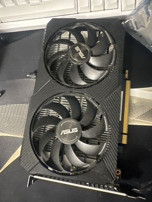 Видеокарта gtx-1650 4gb